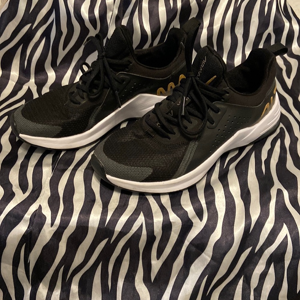 Nike Airmax - womens in good condition.
